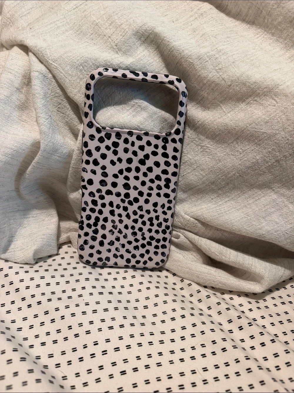Burga Iphone 17 pro max case